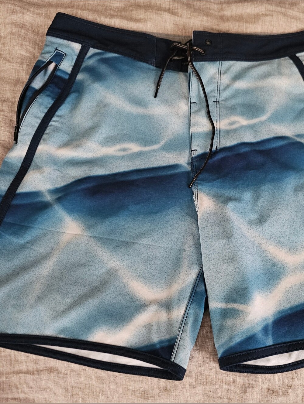 Florence Marine X Shoreline Boardshorts - Men's Size 31 - Water Caustic Print